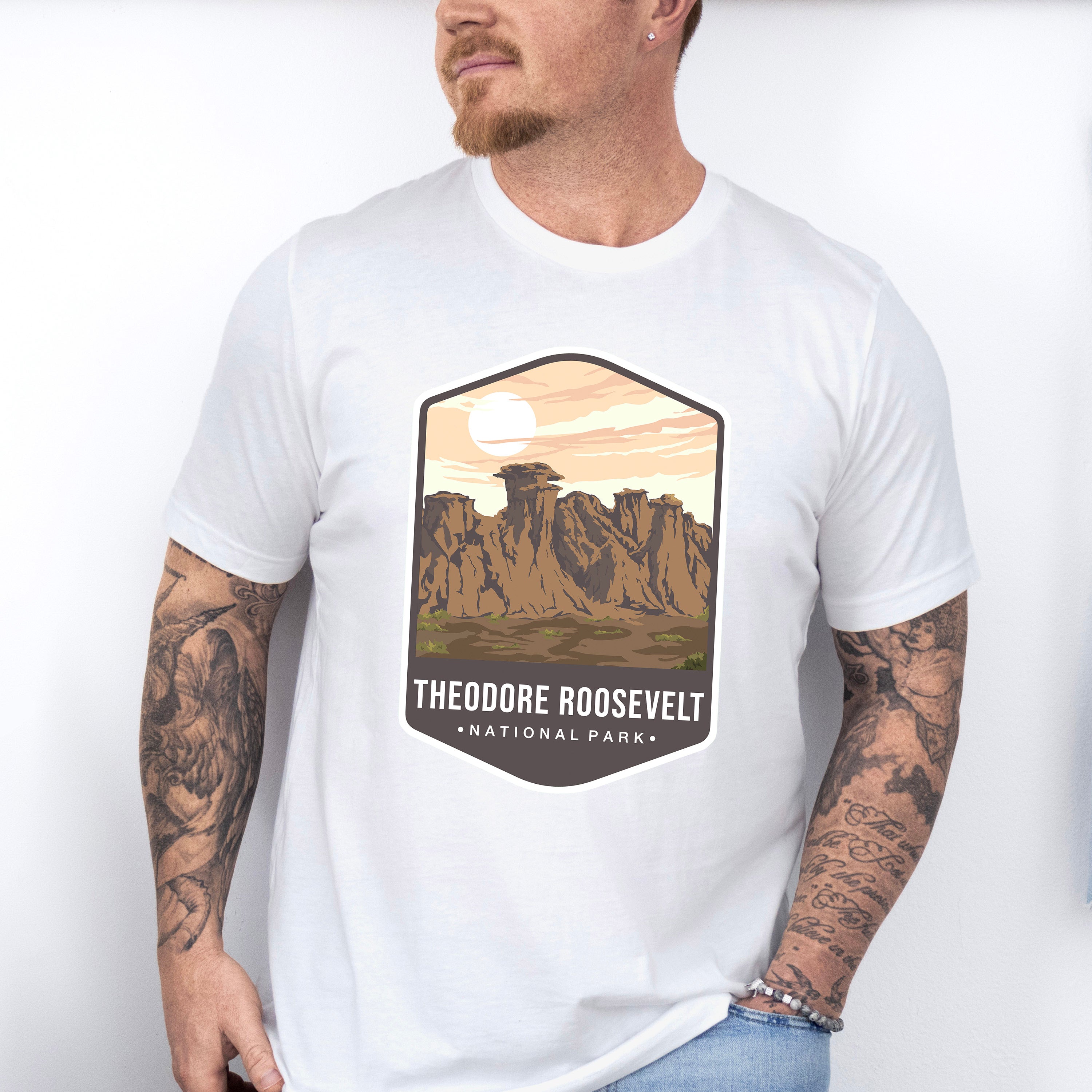 Theodore Roosevelt National Park Colorful Design - National Parks Unisex Crewneck T-Shirt Sweatshirt Hoodie