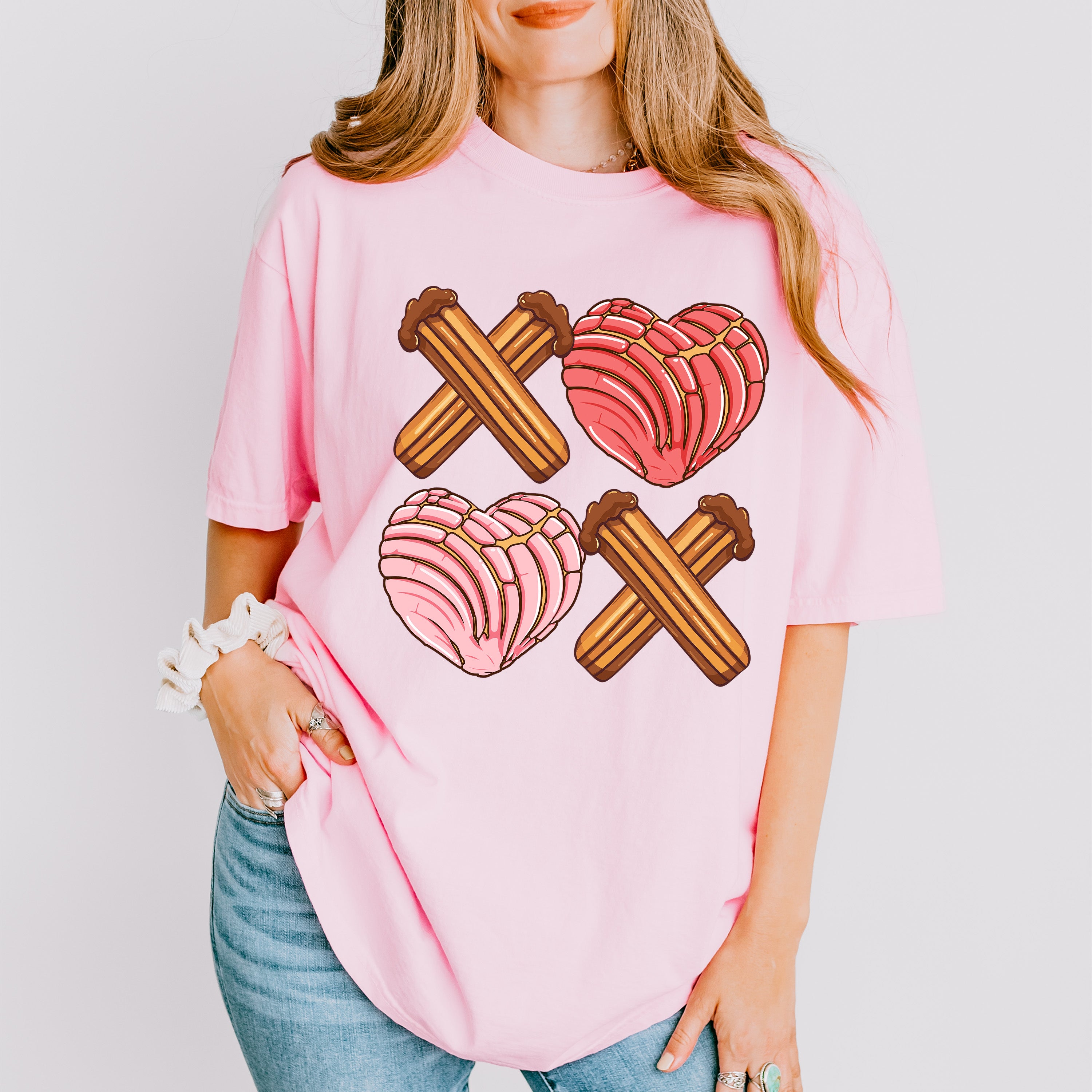 XOXO Concha - Valentine's Day Unisex Crewneck T-Shirt Sweatshirt Hoodie