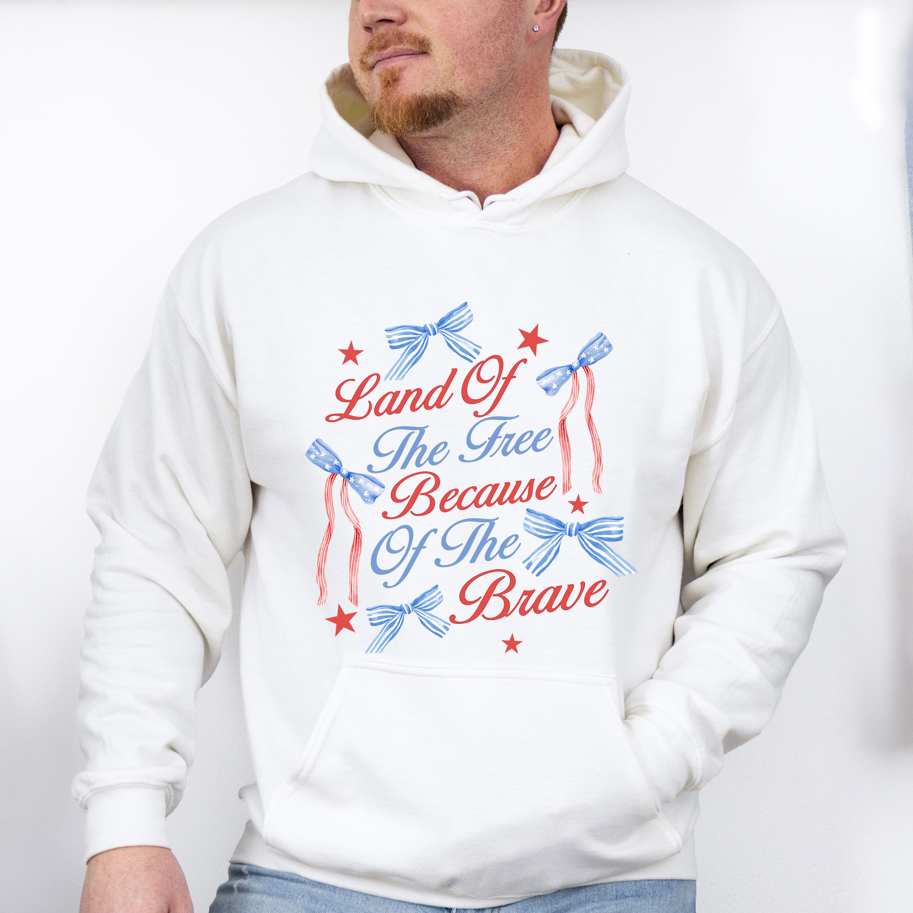 Land Of The Free Because Of The Brave Ribbons &amp; Stars - 4th Of July Unisex Crewneck T-Shirt Sweatshirt Hoodie