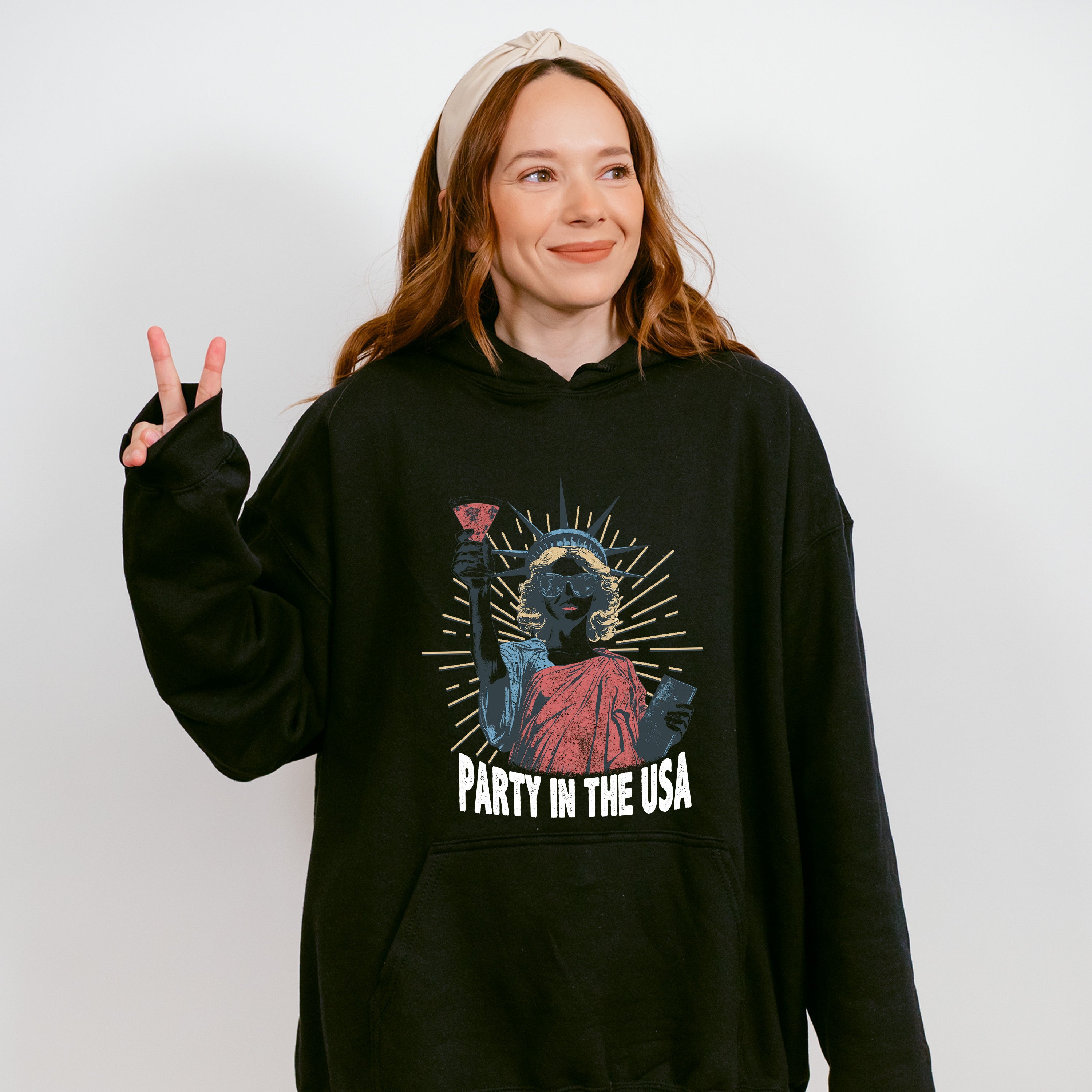 Party In The USA Statue Of Liberty - 4th Of July Unisex Crewneck T-Shirt Sweatshirt Hoodie