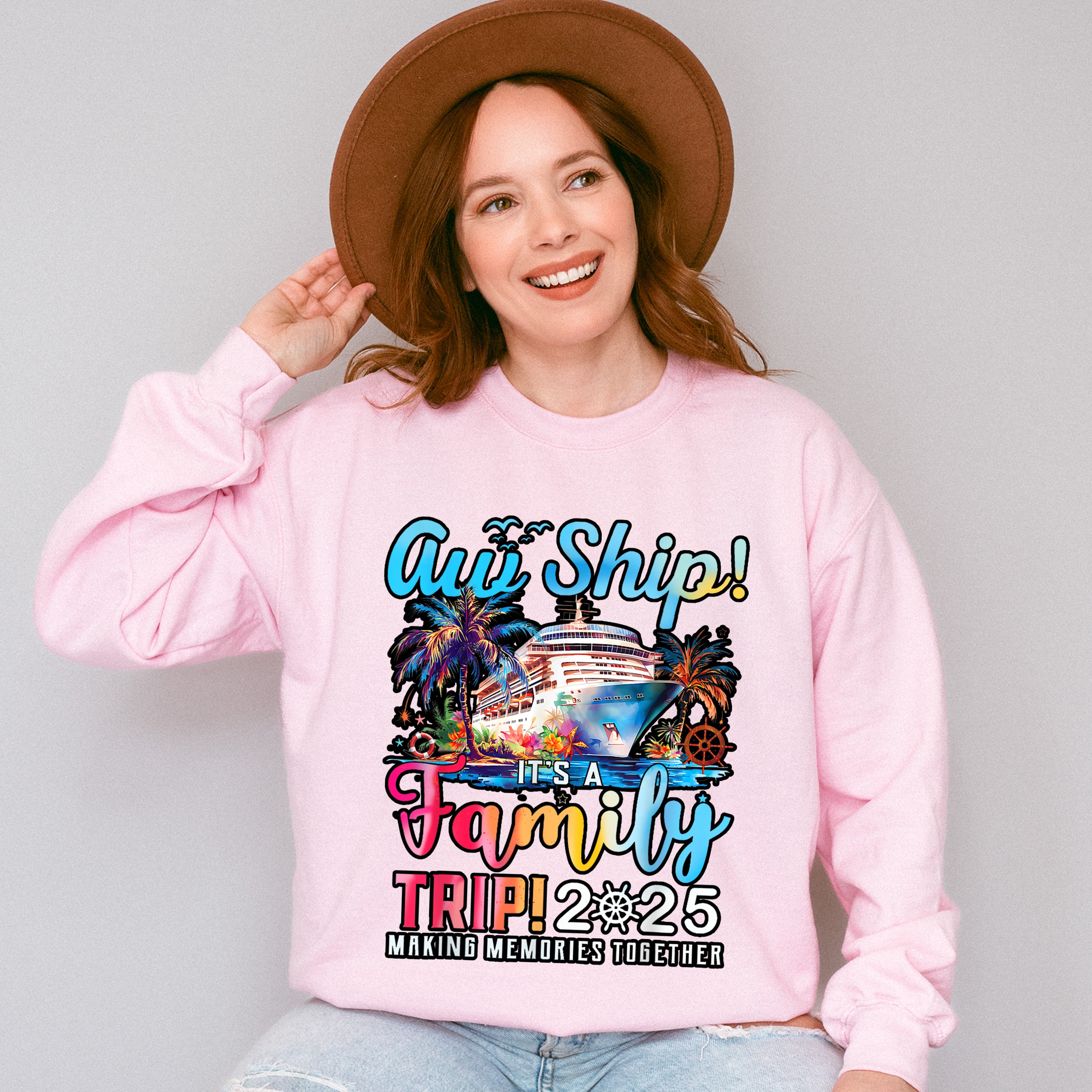 Aw Ship It's A Family Trip 2025 Gradient Text - Vacation Unisex Crewneck T-Shirt Sweatshirt Hoodie