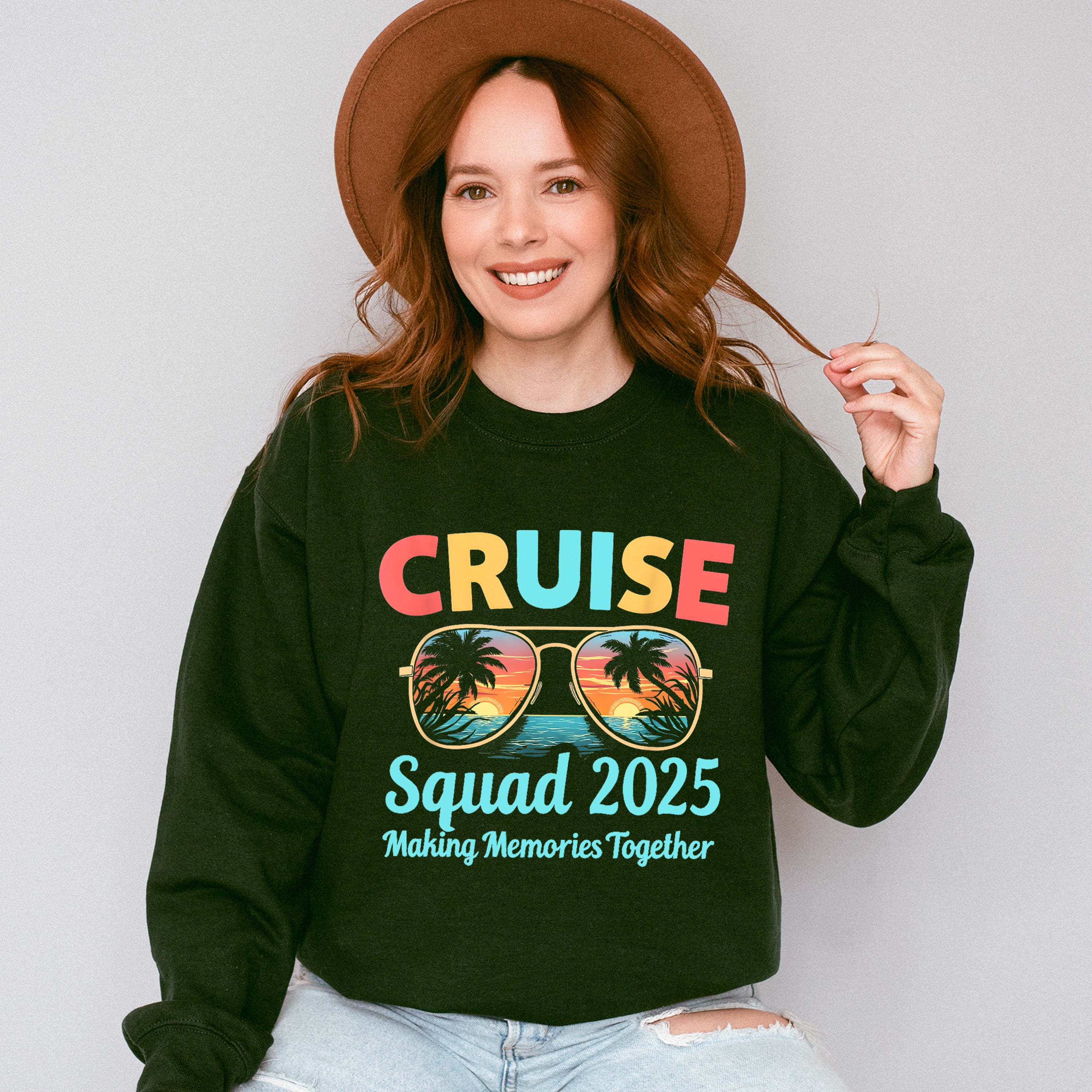 Cruise Squad 2025 Sunglasses - Vacation Unisex Crewneck T-Shirt Sweatshirt Hoodie