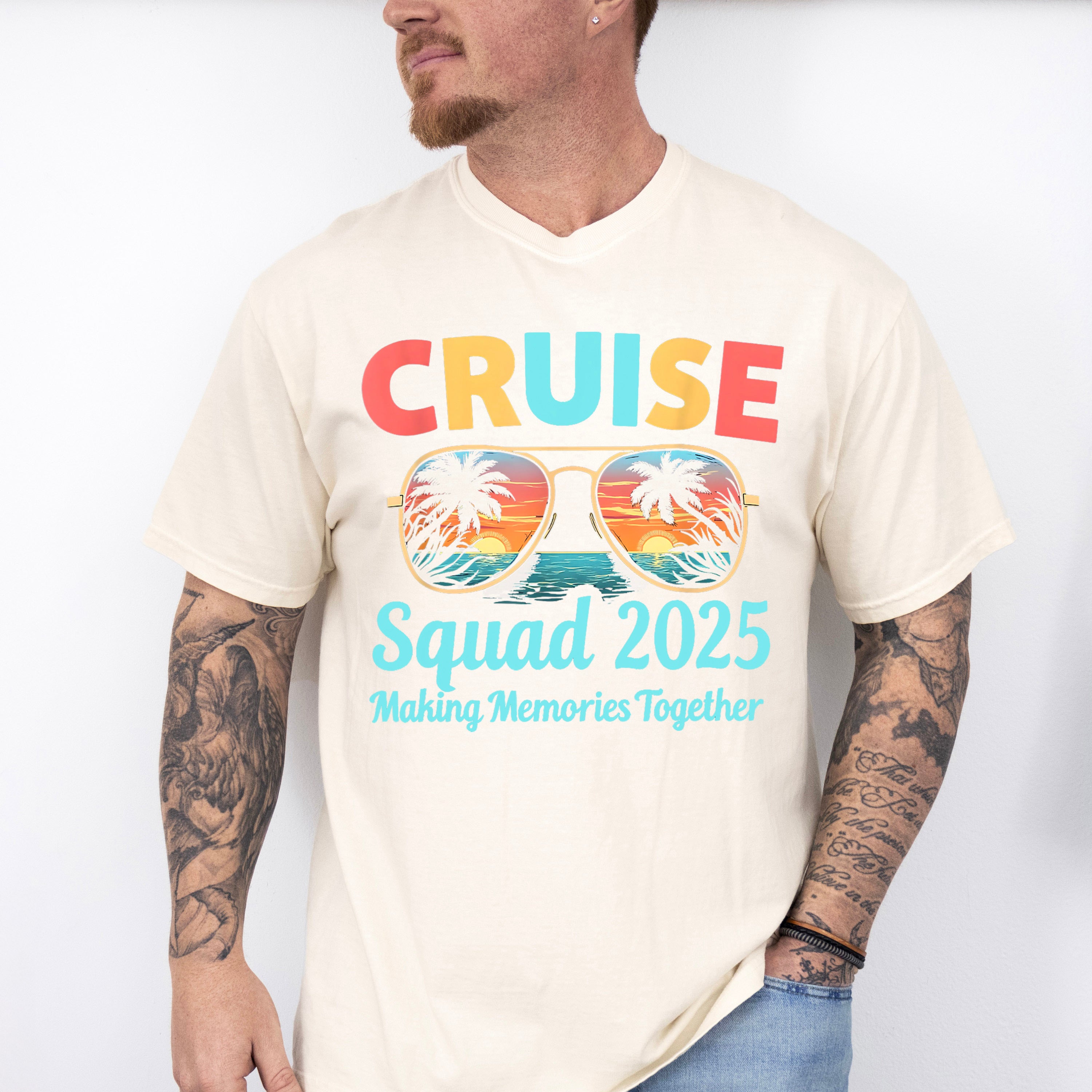 Cruise Squad 2025 Sunglasses - Vacation Unisex Crewneck T-Shirt Sweatshirt Hoodie