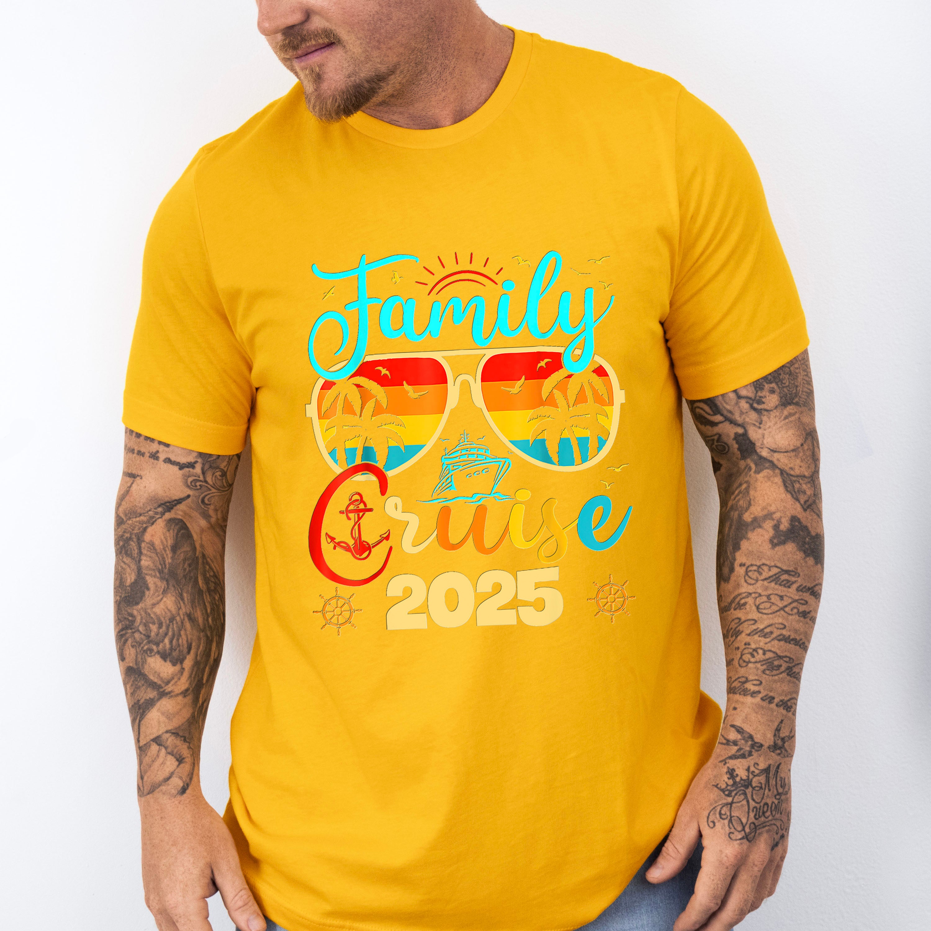 Family Cruise 2025 Yellow Sunglasses - Vacation Unisex Crewneck T-Shirt Sweatshirt Hoodie
