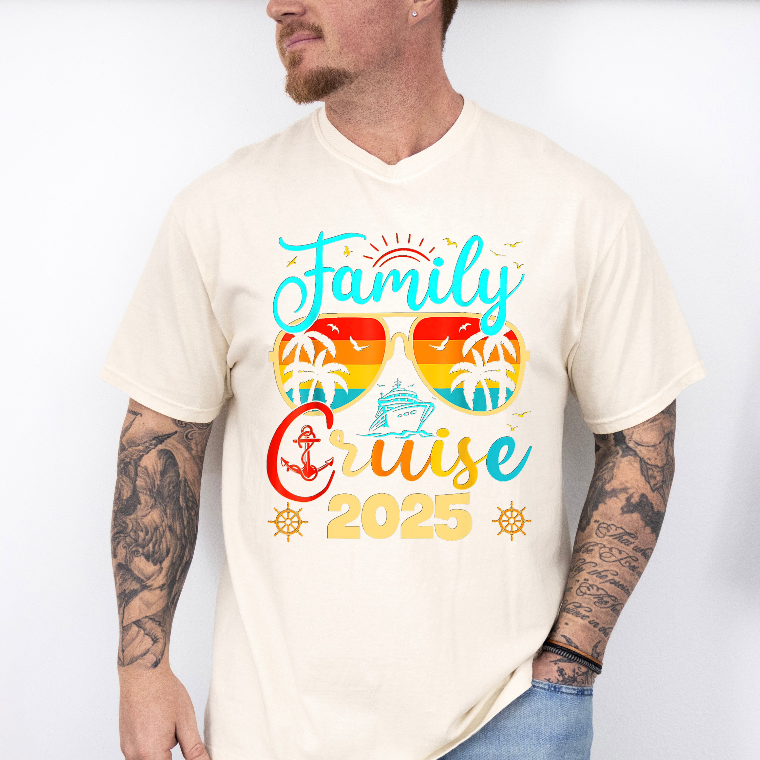 Family Cruise 2025 Yellow Sunglasses - Vacation Unisex Crewneck T-Shirt Sweatshirt Hoodie