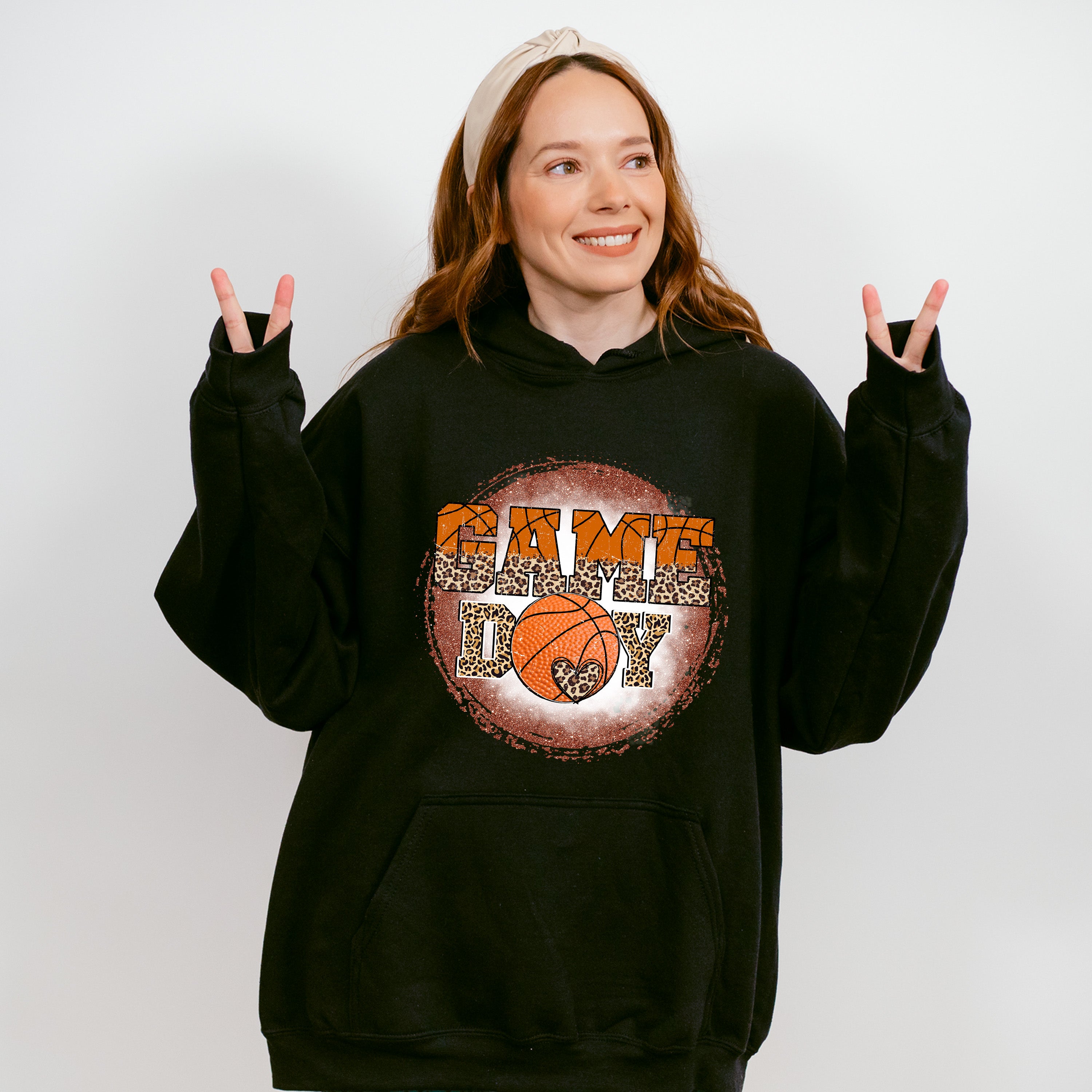 Circle Gameday Leopard Design - Basketball Unisex Crewneck T-Shirt Sweatshirt Hoodie