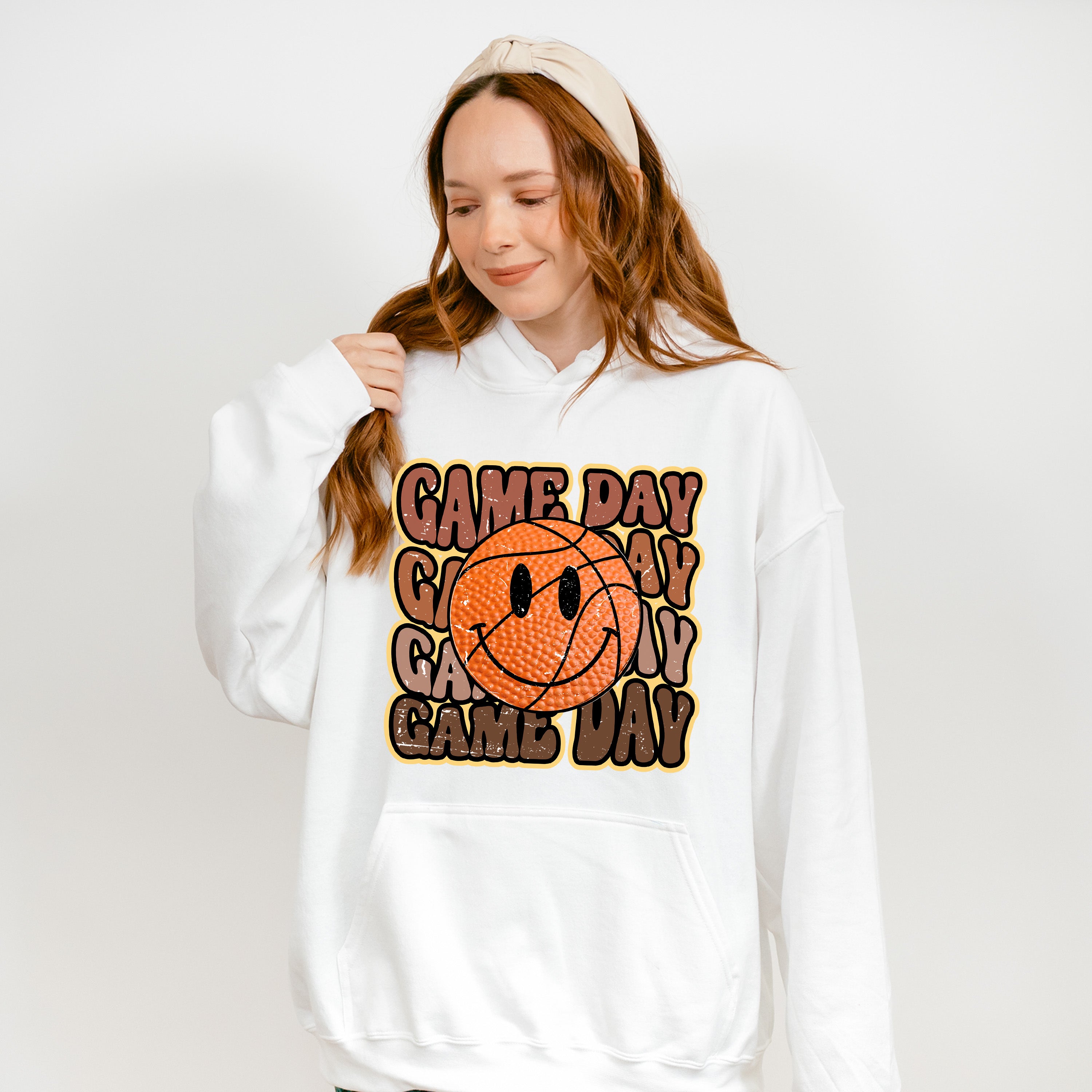 Smiley Basketball Game Day Design - Basketball Unisex Crewneck T-Shirt Sweatshirt Hoodie