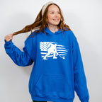 US Flag Hockey Player Design - Hockey Unisex Crewneck T-Shirt Sweatshirt Hoodie
