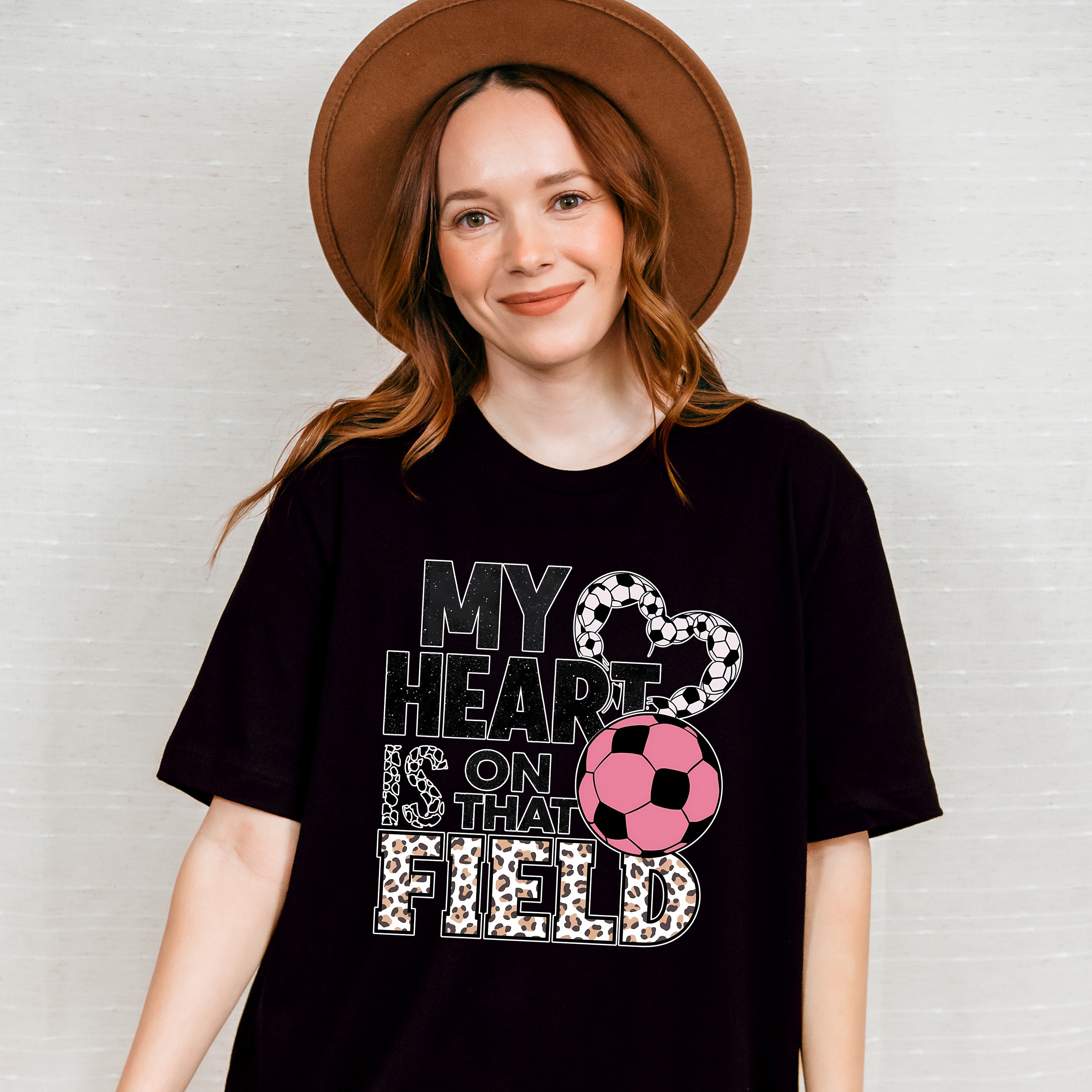 My Heart Is On That Field - Soccer Unisex Crewneck T-Shirt Sweatshirt Hoodie