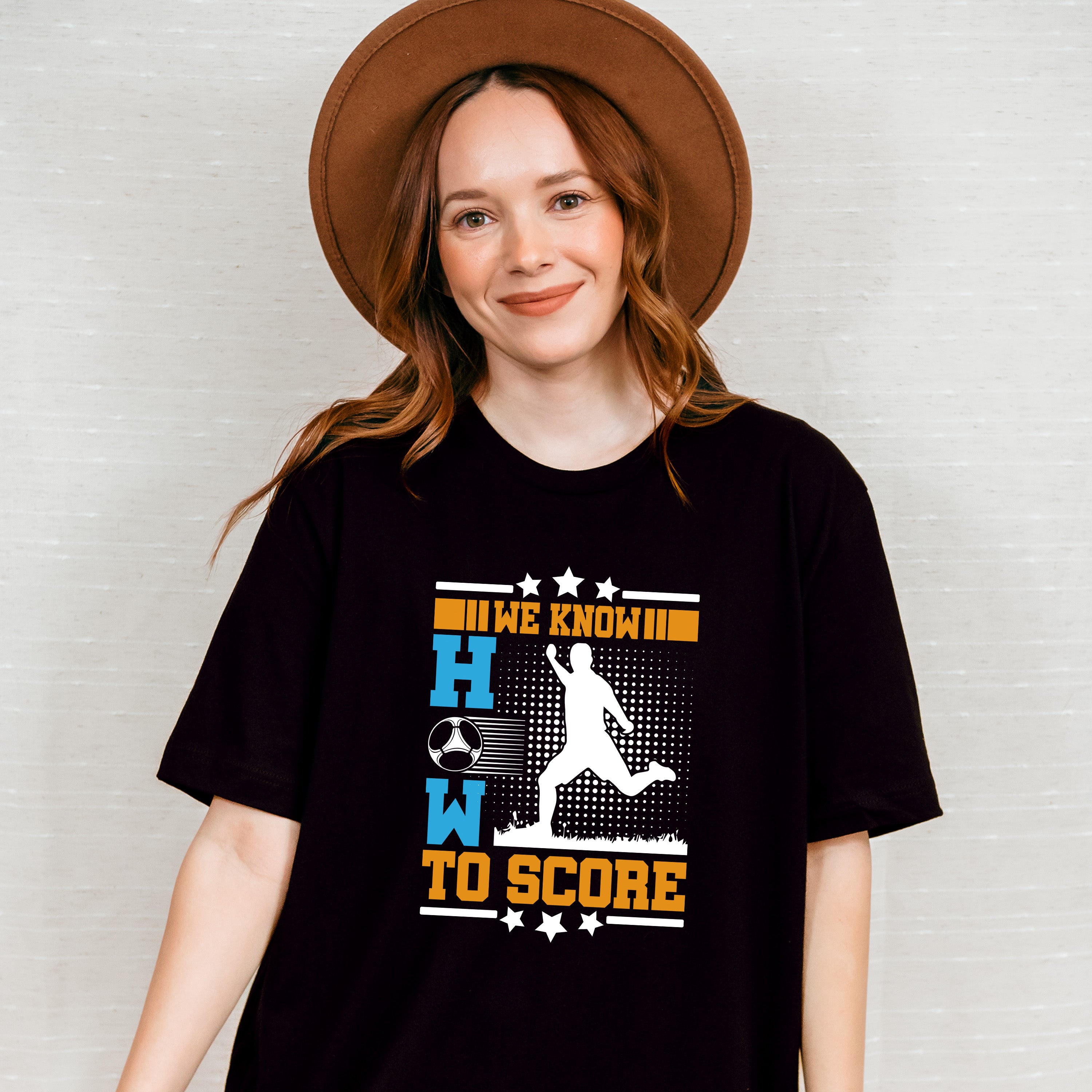 We Know How To Score - Soccer Unisex Crewneck T-Shirt Sweatshirt Hoodie