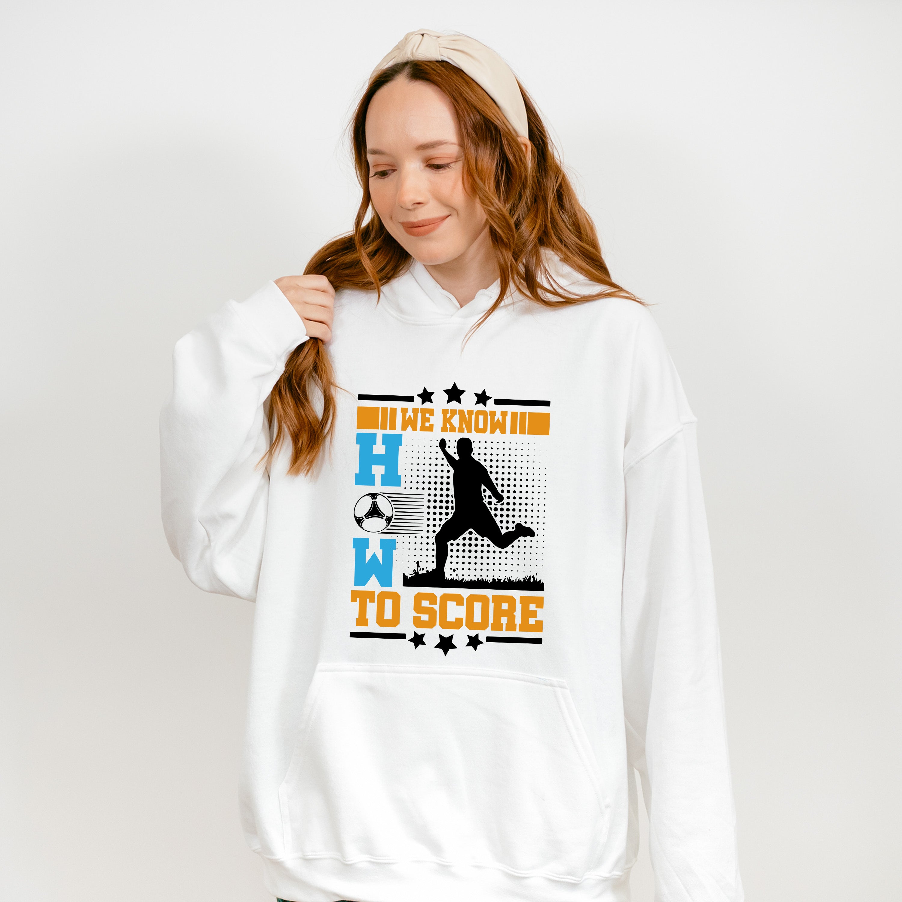We Know How To Score - Soccer Unisex Crewneck T-Shirt Sweatshirt Hoodie