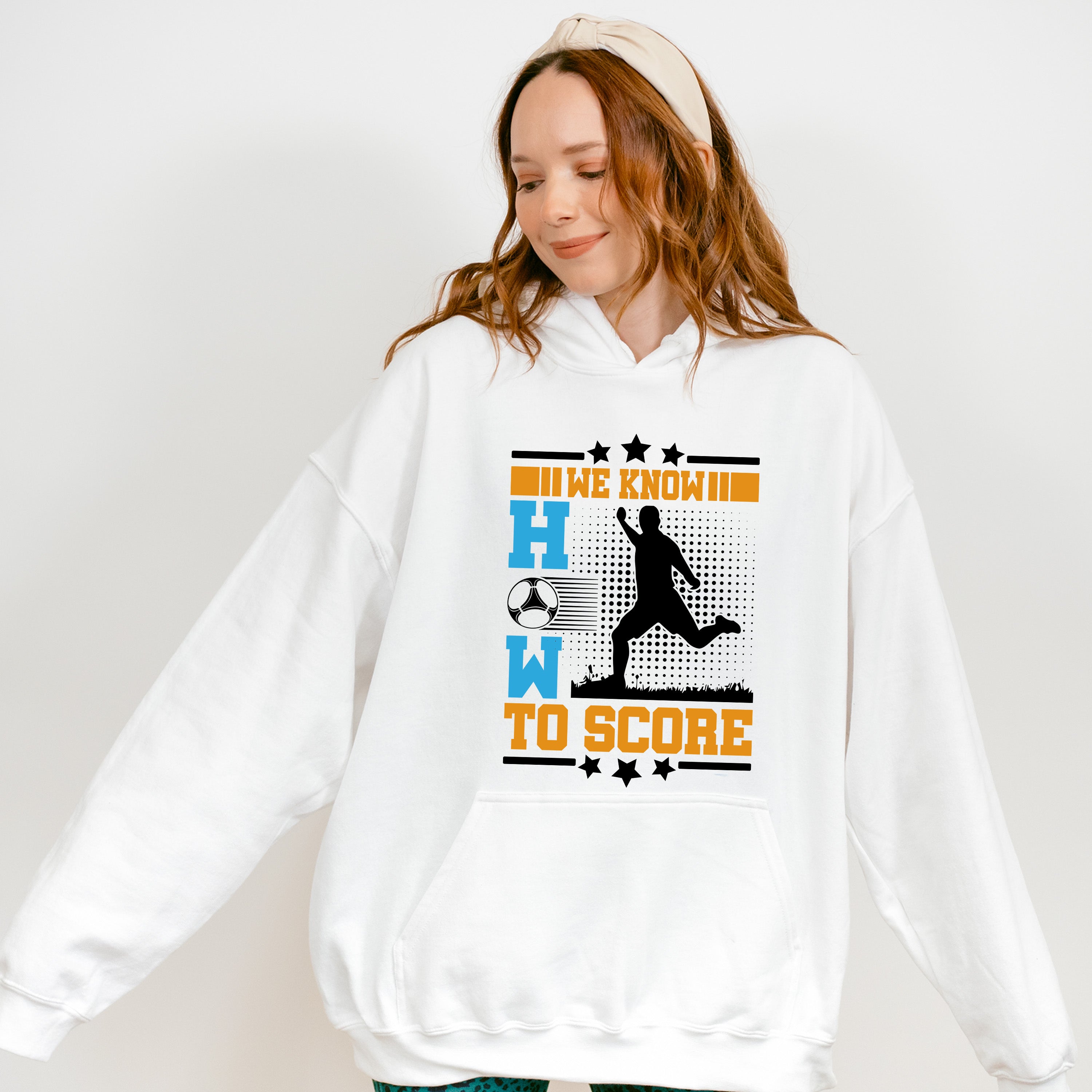 We Know How To Score - Soccer Unisex Crewneck T-Shirt Sweatshirt Hoodie