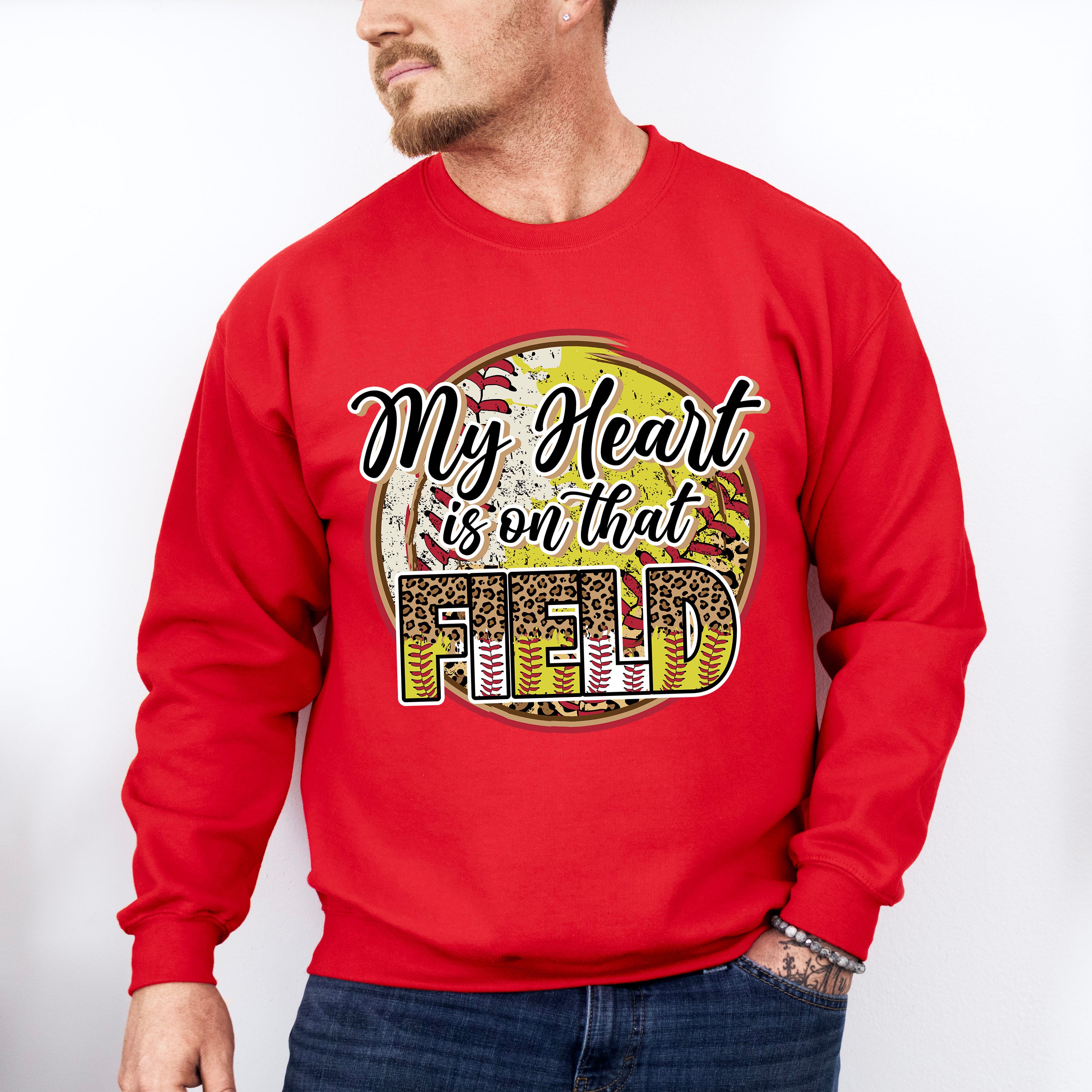 My Heart Is On That Field Circle Design - Softball Unisex Crewneck T-Shirt Sweatshirt Hoodie