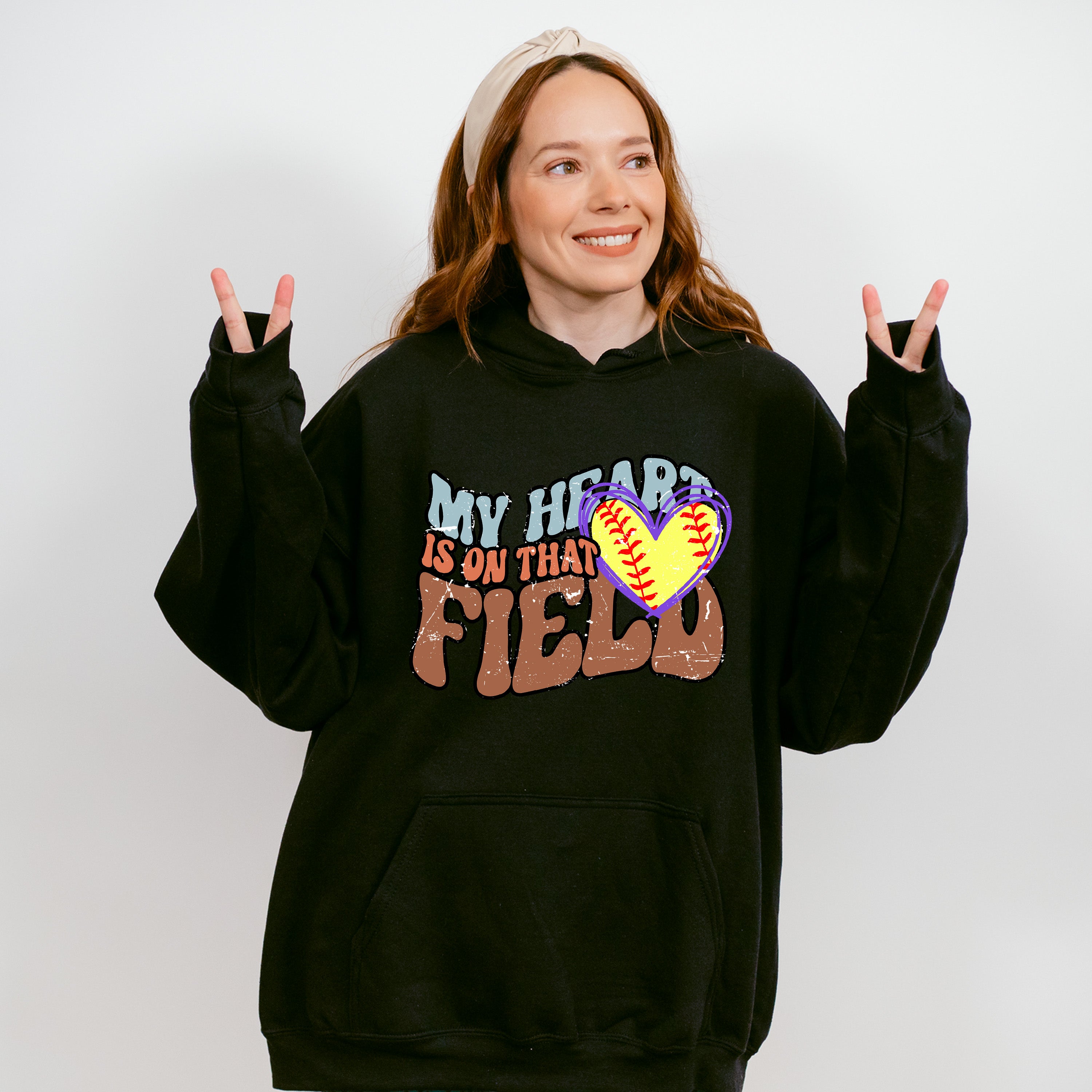 My Heart Is On That Field - Softball  Unisex Crewneck T-Shirt Sweatshirt Hoodie