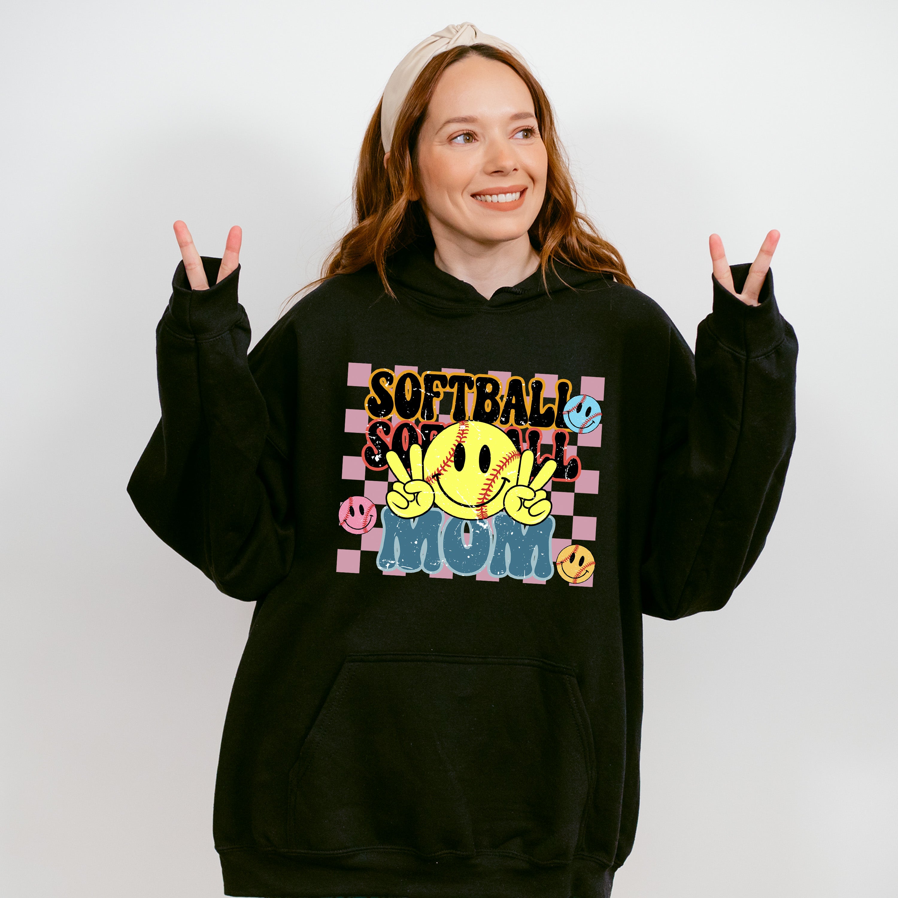 Smiley Softball Mom Design - Softball Unisex Crewneck T-Shirt Sweatshirt Hoodie