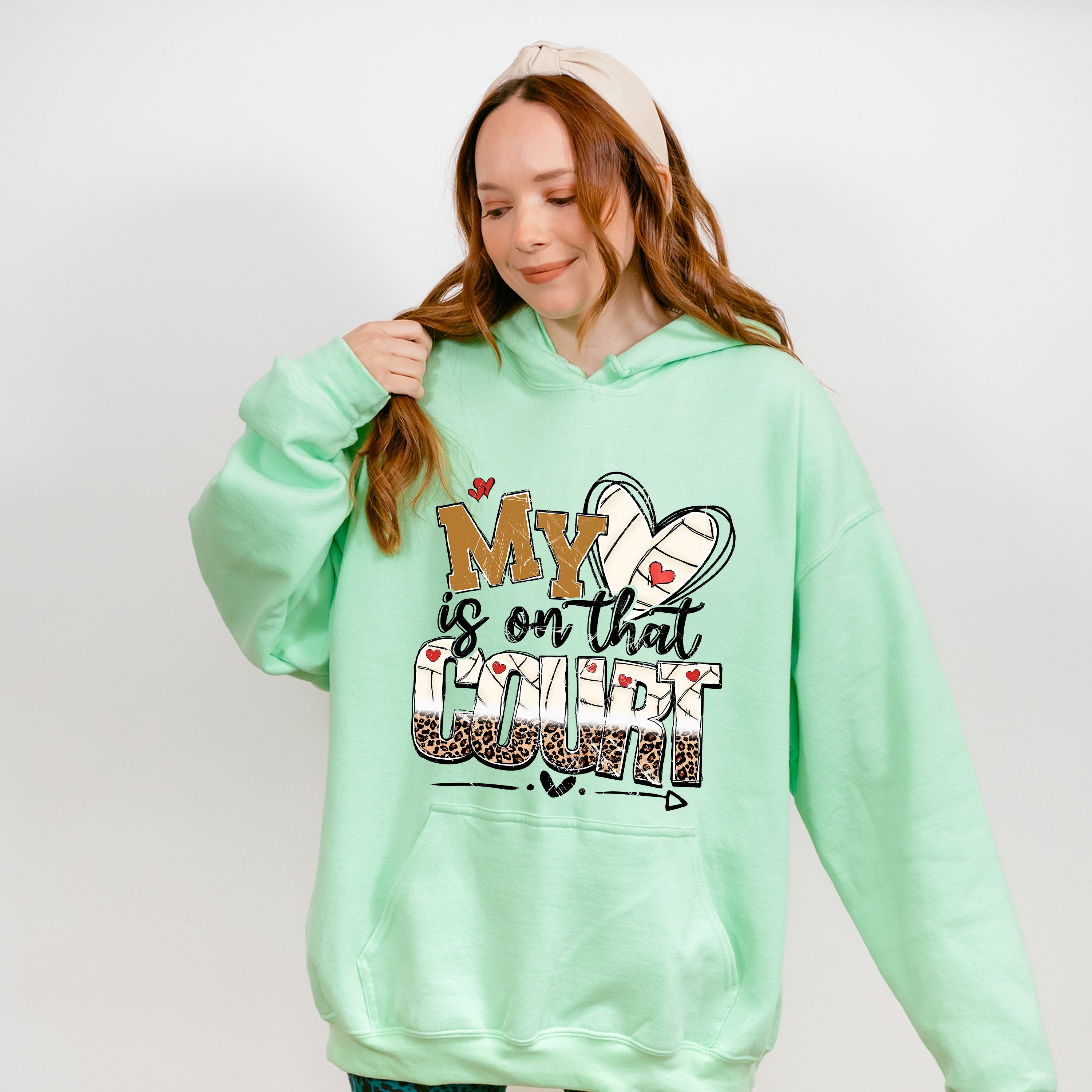 My Heart Is On That Court - Volleyball Unisex Crewneck T-Shirt Sweatshirt Hoodie