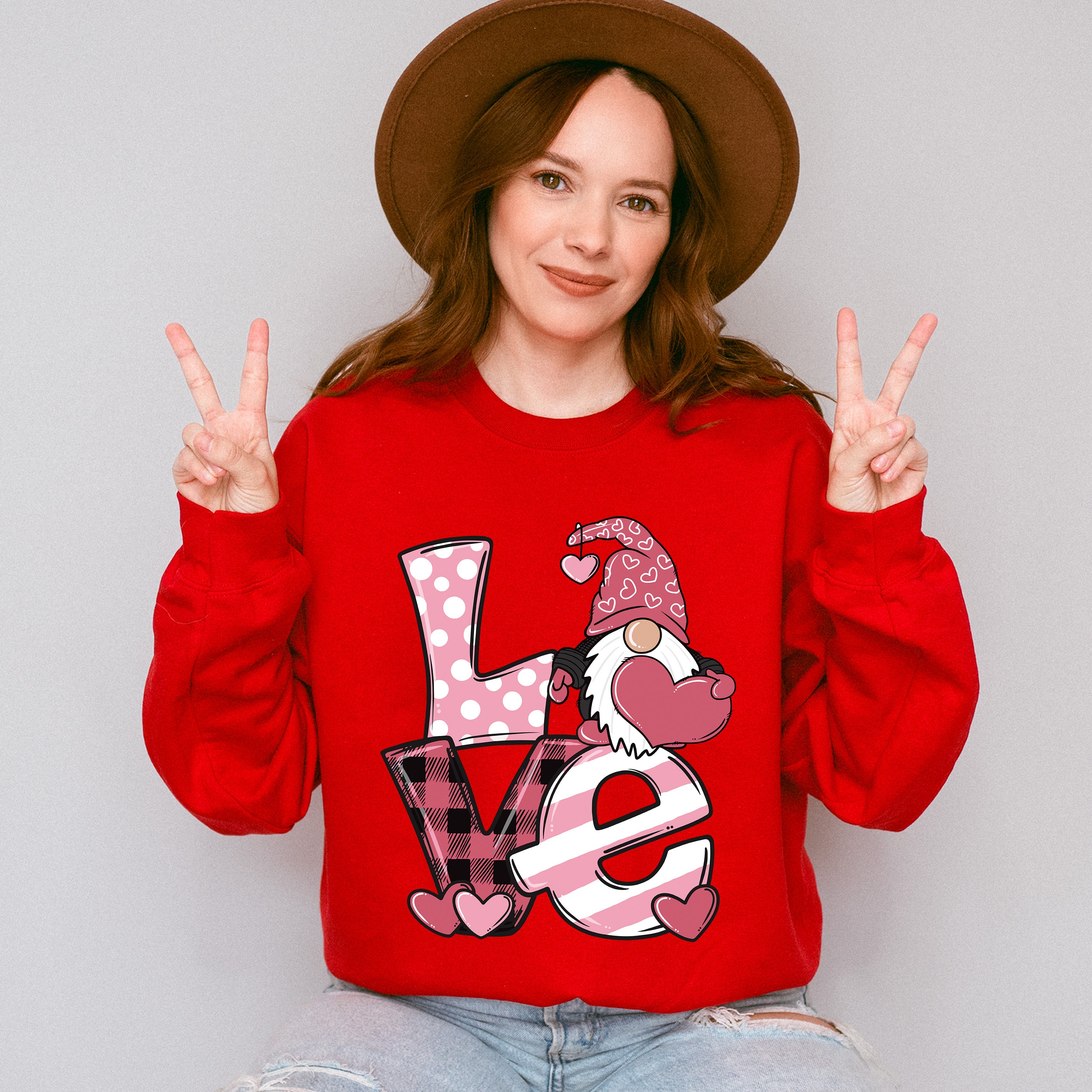 Love Gnome Valentines Theme T-shirt, Hoodie, Sweatshirt