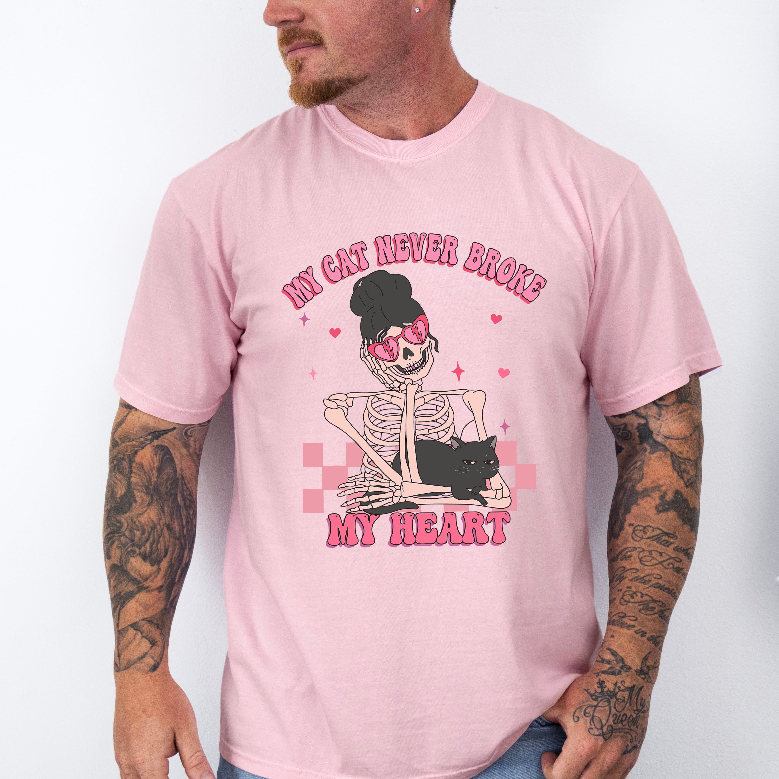 Cat Never Broke My Heart Valentines Theme T-shirt, Hoodie, Sweatshirt