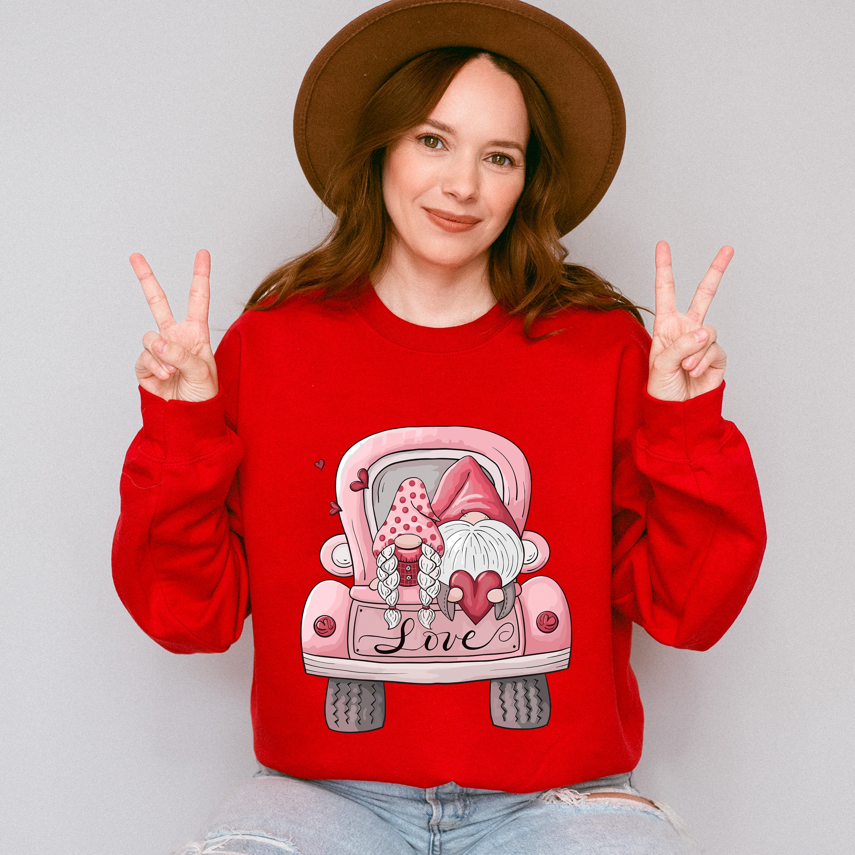 Gnome Love Valentines Theme T-shirt, Hoodie, Sweatshirt