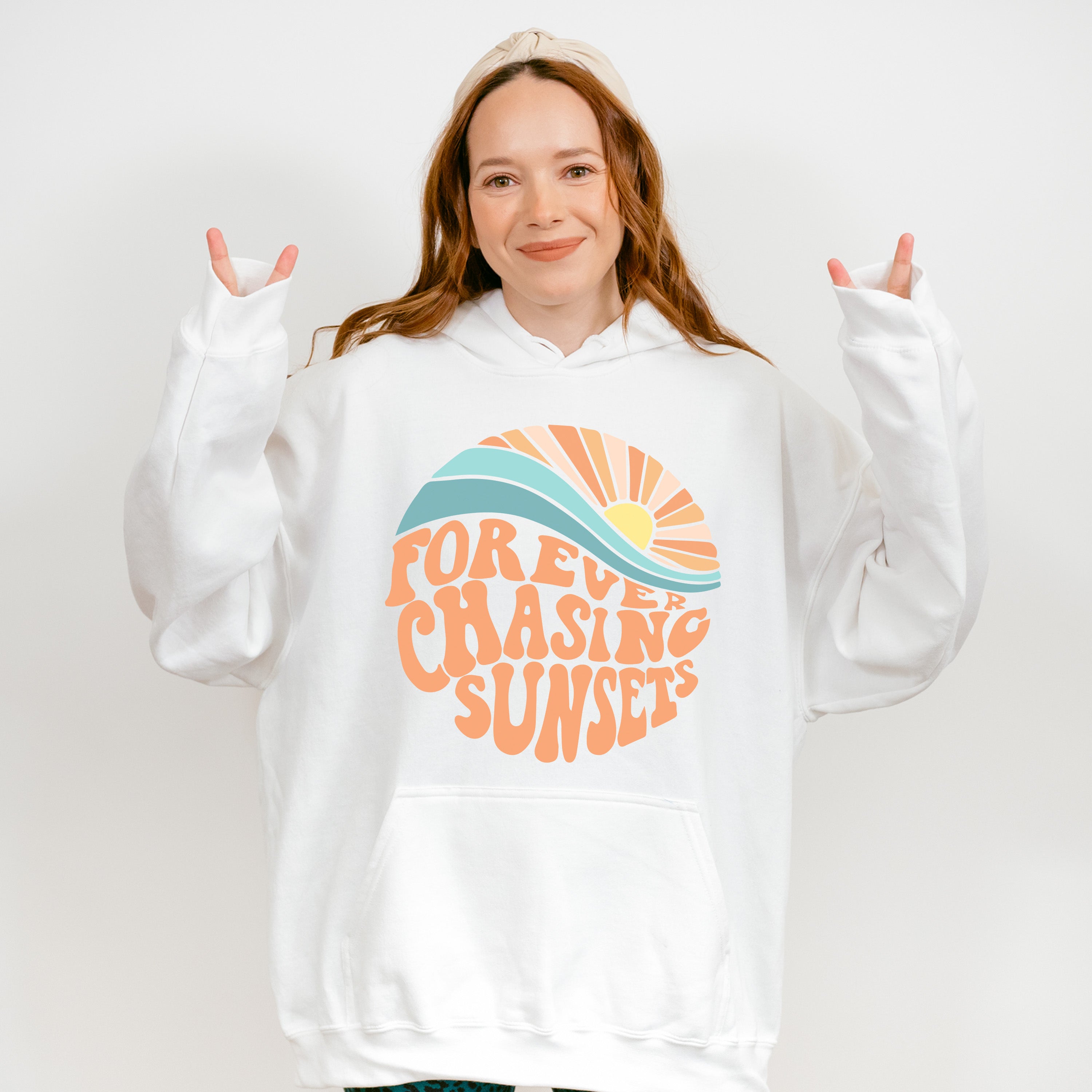Forever Chasing Sunset Circle Design Summer Theme Unisex Crewneck T-Shirt Sweatshirt Hoodie