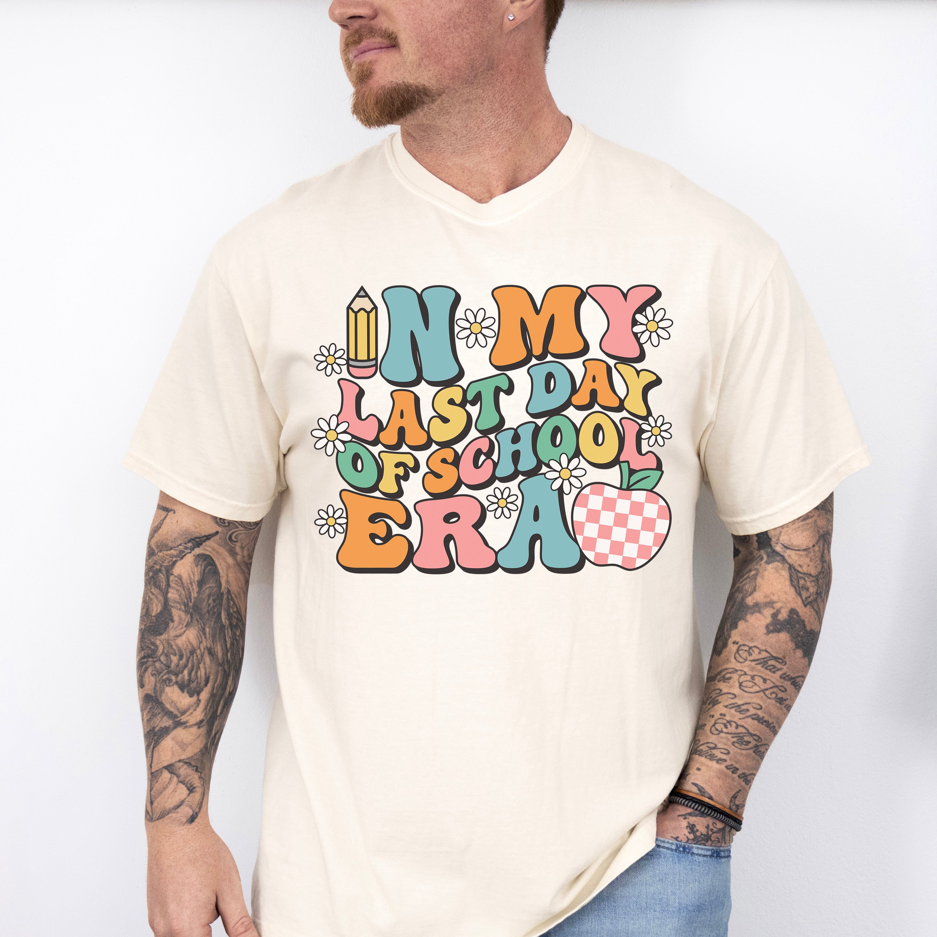 In My Last School Era Last Day Of School Theme Unisex Crewneck T-Shirt Sweatshirt Hoodie