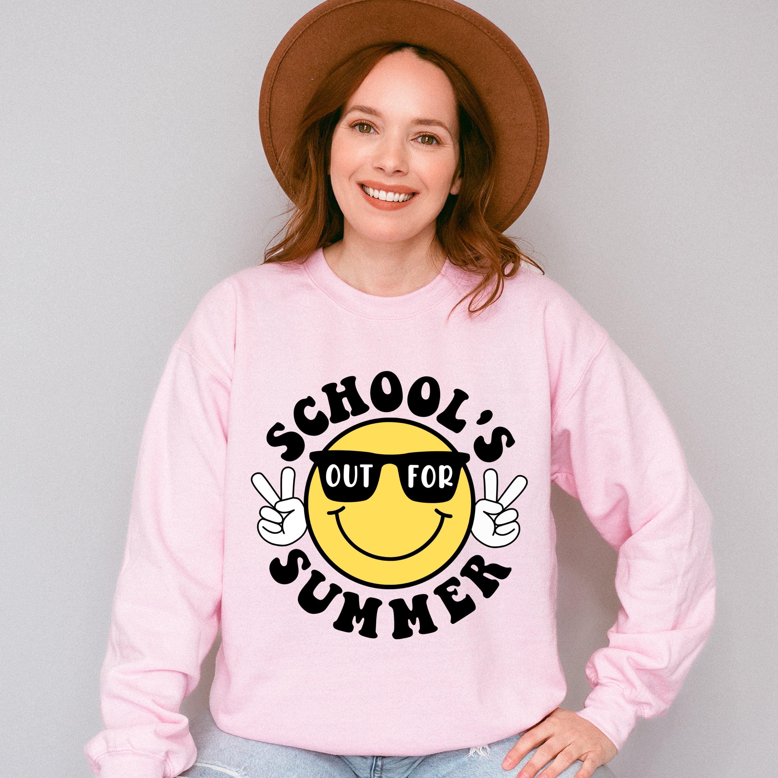Smiley School's Out For Summer Last Day Of School Theme Unisex Crewneck T-Shirt Sweatshirt Hoodie