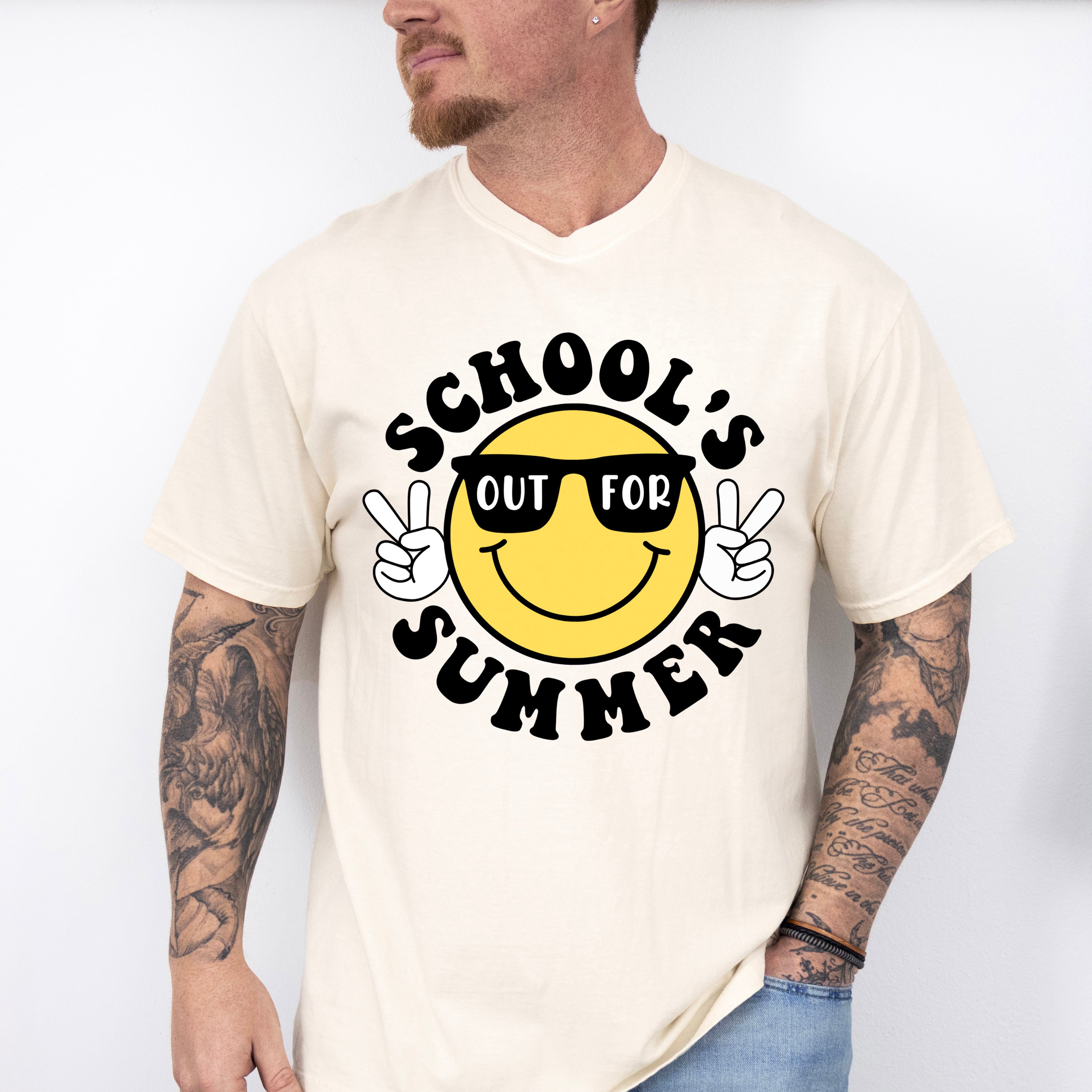 Smiley School's Out For Summer Last Day Of School Theme Unisex Crewneck T-Shirt Sweatshirt Hoodie